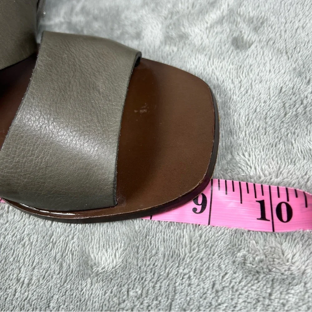boemos Made in Italy Gray Leather Strappy 4” Block Heel size39. ordrA6
